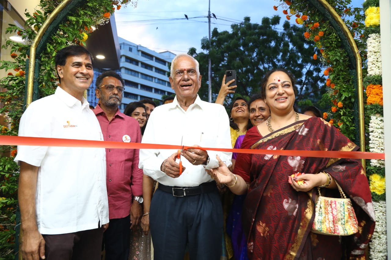 கீதம் வெஜ் ரெஸ்டாரண்ட் தங்களது புதிய கிளையை சென்னை LIC அருகே துவங்கியுள்ளது!