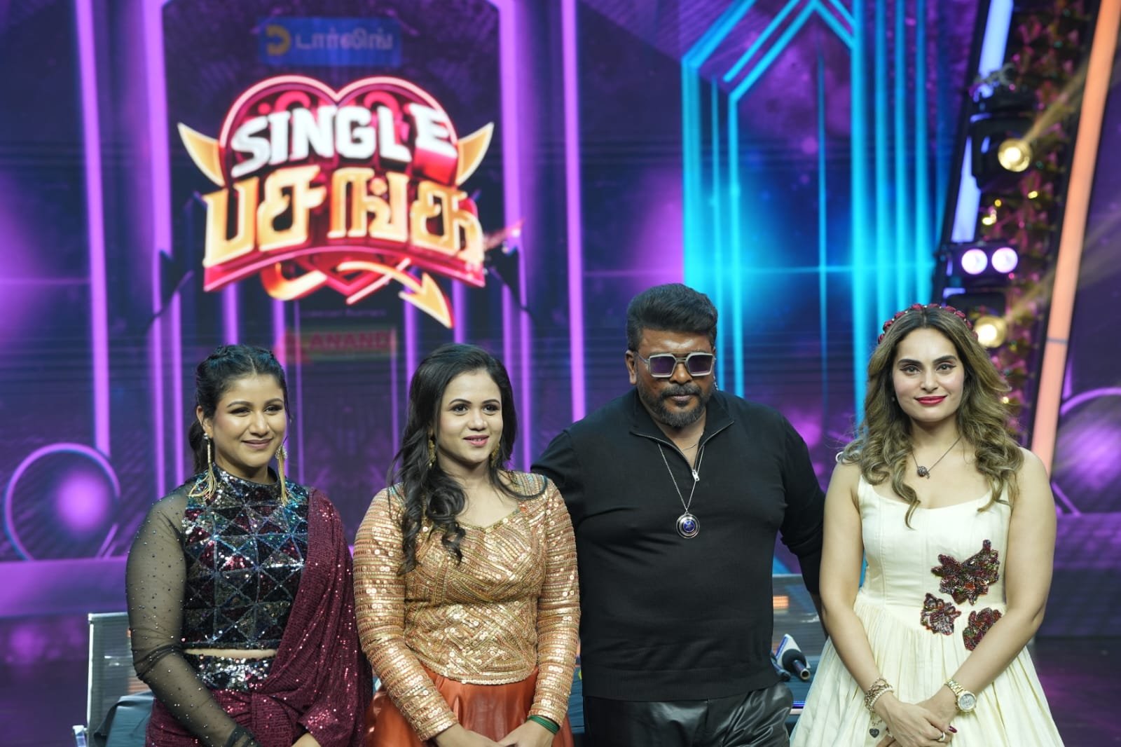 Zee தமிழில் ஆரம்பமாகும் புத்தம் புதிய நிகழ்ச்சி ‘ சிங்கிள் பசங்க ‘ – நடுவர்கள் பங்ககற்ற பத்திரிககயாளர் சந்திப்பு