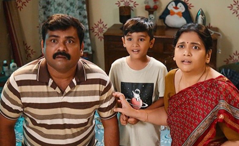ஹவுஸ்மேட்ஸ் திரைவிமர்சனம் ரேட்டிங் 3.2/5