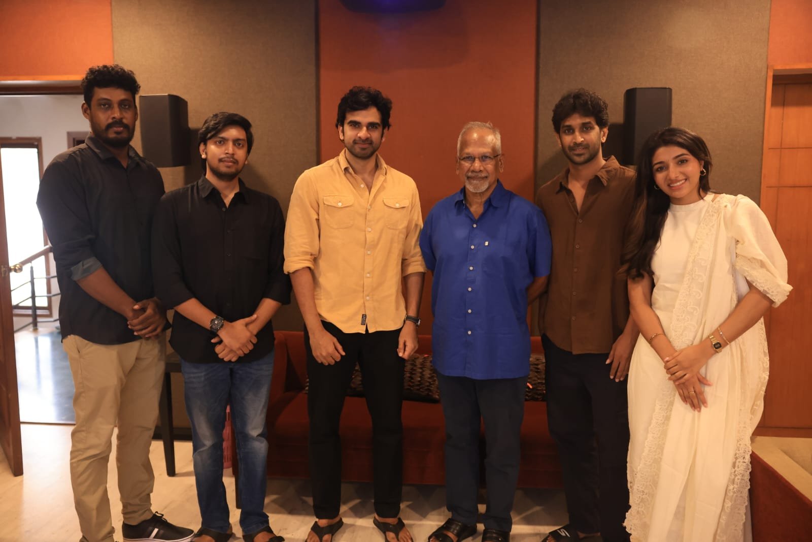 இயக்குநர் மணி ரத்னமிடம் இருந்து பாராட்டு பெற்ற ’18 மைல்ஸ்’ படக்குழுவினர்!*