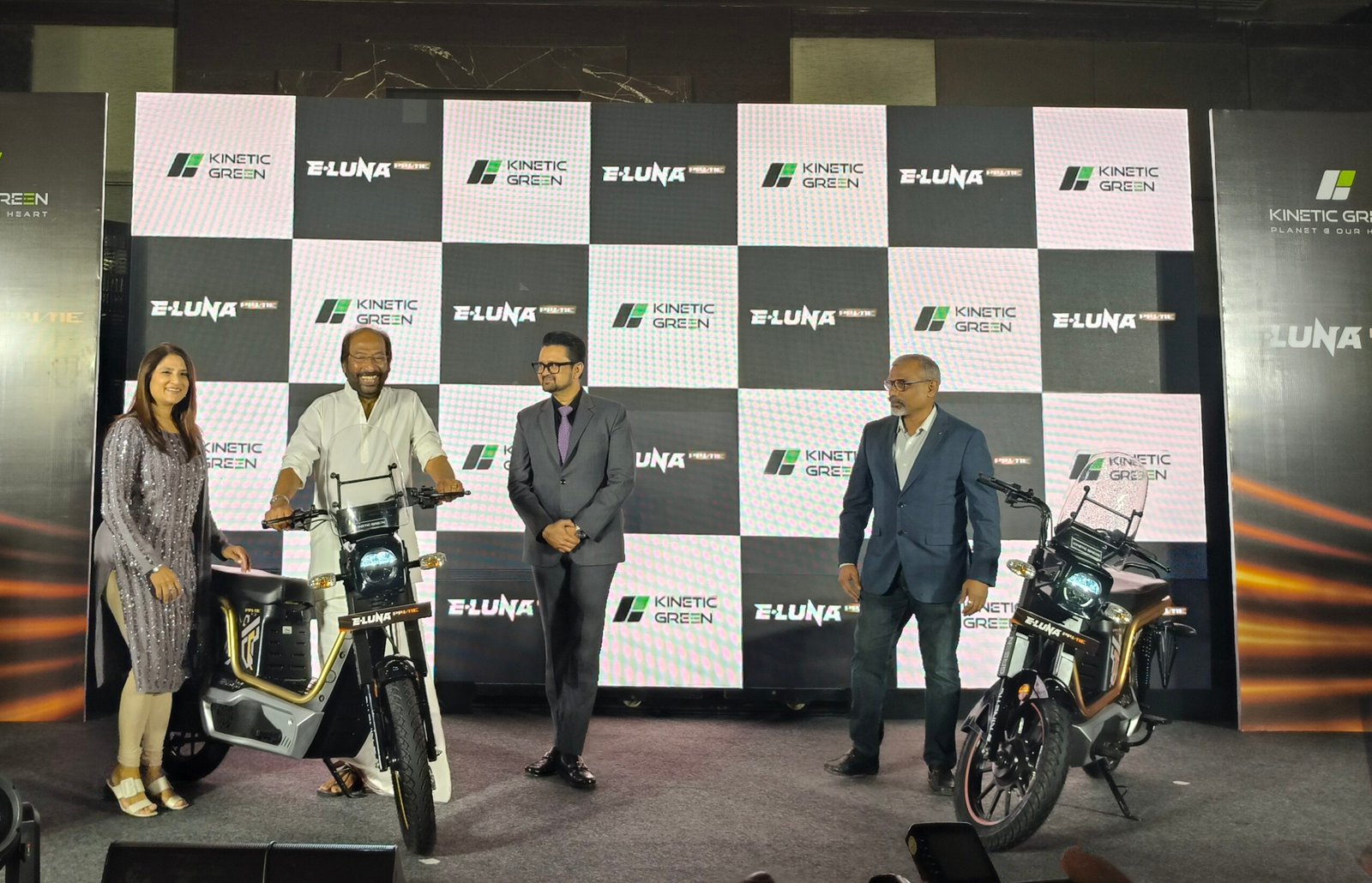 கைனடிக் கிரீன் அறிமுகம்செய்யும் E Luna Prime: இந்தியாவின் பயணிகள் மோட்டார் சைக்கிள் பிரிவுக்காக வடிவமைக்கப்பட்ட புரட்சிகரமான மின்சார 2W