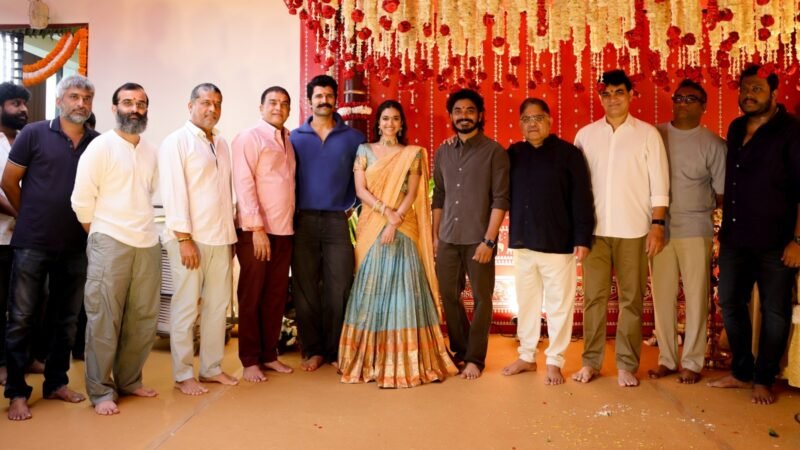 விஜய் தேவரகொண்டா, கீர்த்தி சுரேஷ் நடிக்கும் புதிய படம் பூஜையுடன் துவங்கியது !!