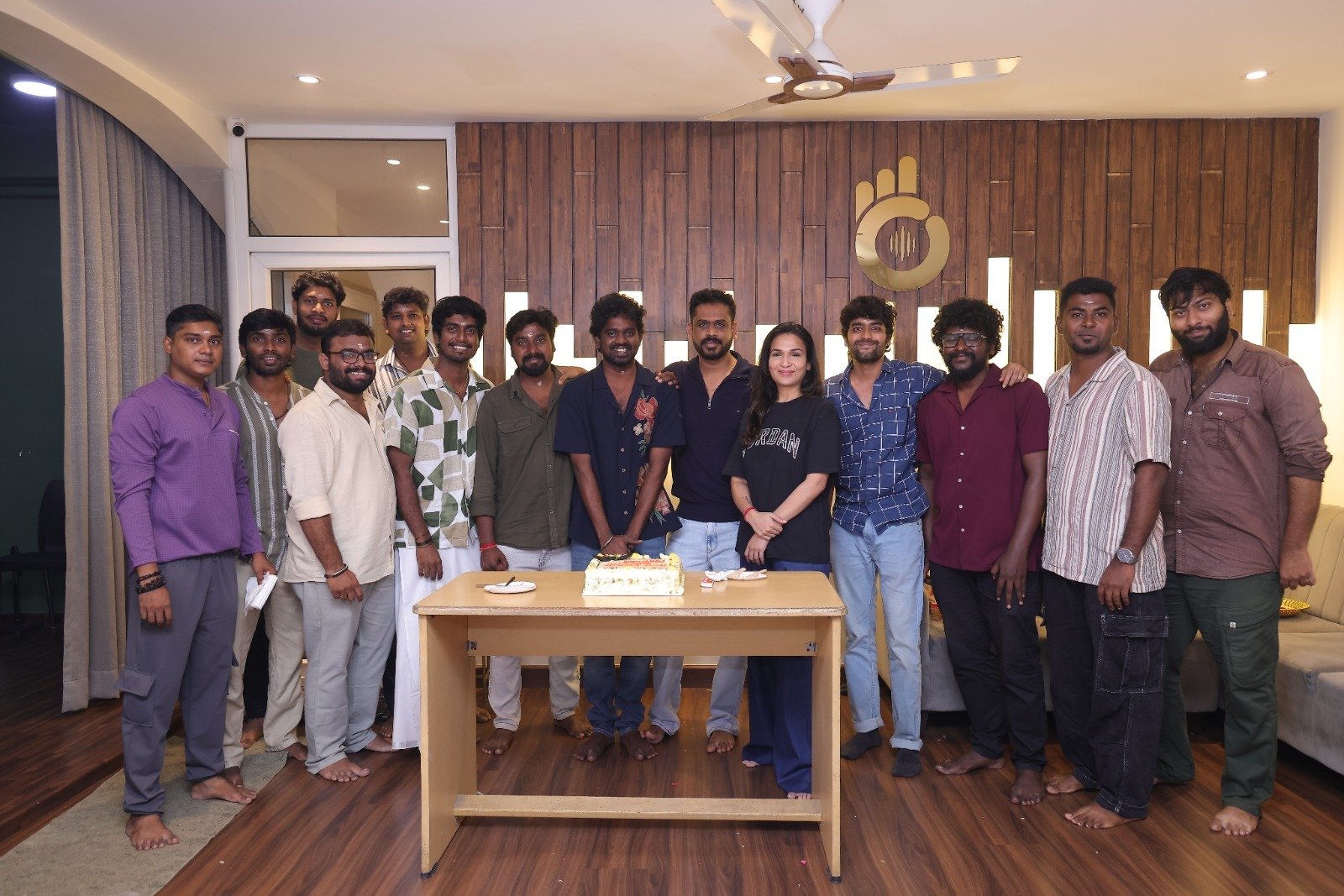 சௌந்தர்யா ரஜினிகாந்த் இணைந்து வழங்க, அபிஷன் ஜீவிந்த் நாயகனாக நடிக்கும் புதிய படத்தின் டப்பிங் பணிகள் துவங்கியது!!*