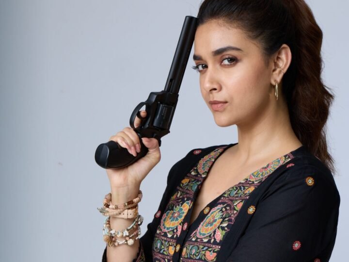 ரிவால்வர் ரீட்டா திரை விமர்சனம் ரேட்டிங் 3.6/5.