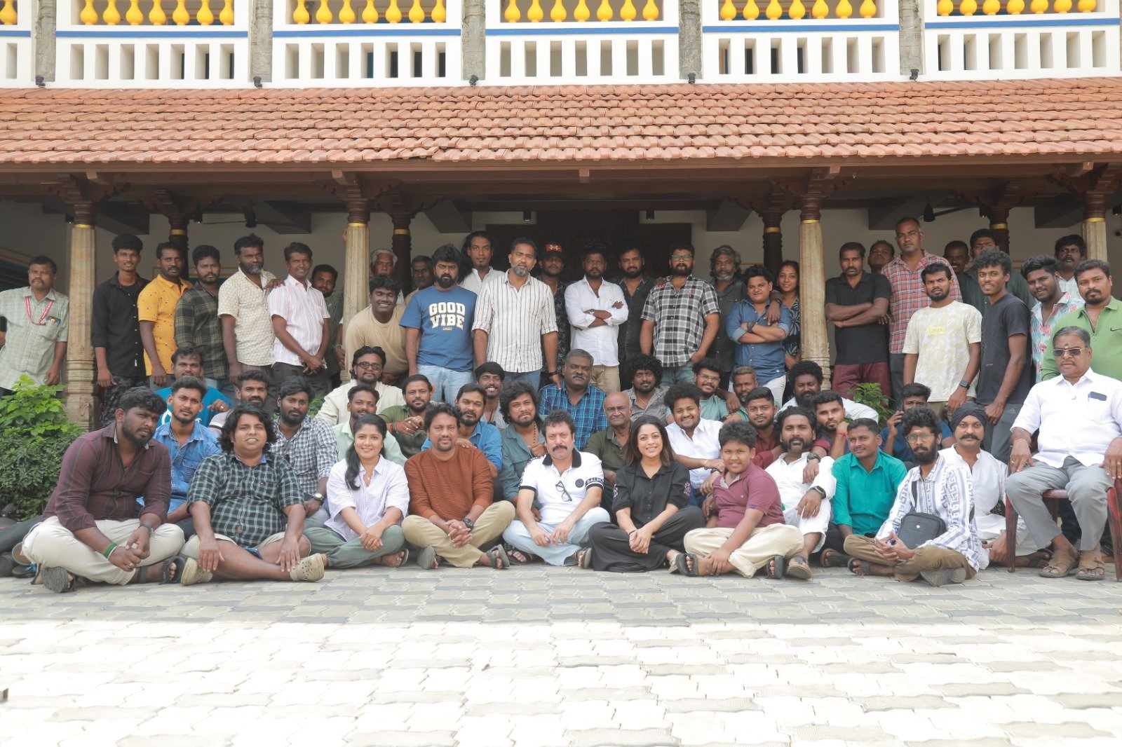 எம் எஸ் பாஸ்கர் – ஃப்ராங்க் ஸ்டார் ராகுல் நடிப்பில் தயாராகி வரும் ‘ கிராண்ட் பாதர் ‘ ( GRAND FATHER) பட படப்பிடிப்பு நிறைவடைந்தது !!