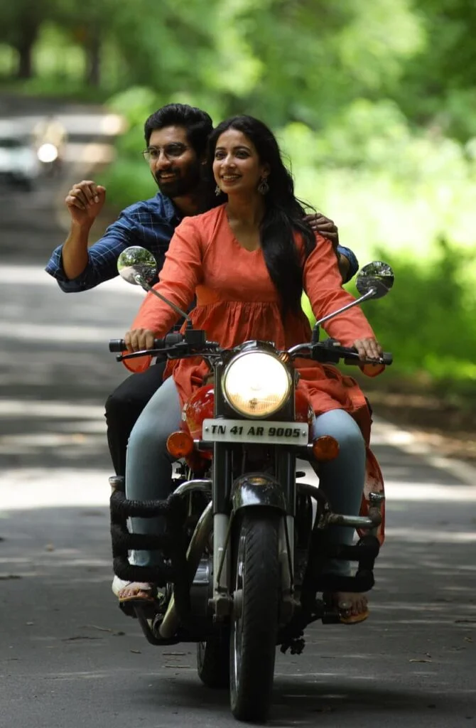 நீ for ever திரைவிமர்சனம் ரேட்டிங் 3.6/5