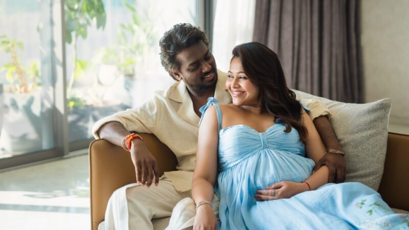 அட்லீ- பிரியா தம்பதிக்கு பெண் குழந்தை பிறந்தது. மகன் ‘மீர்’ உற்சாக அறிவிப்பு