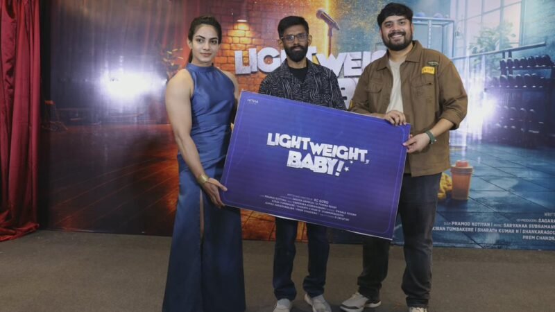 ‘லைட் வெயிட் பேபி’ படத்தின் மூலம் கதையின் நாயகனாக அறிமுகமாகும் நடிகர் விக்கல்ஸ் விக்ரம்