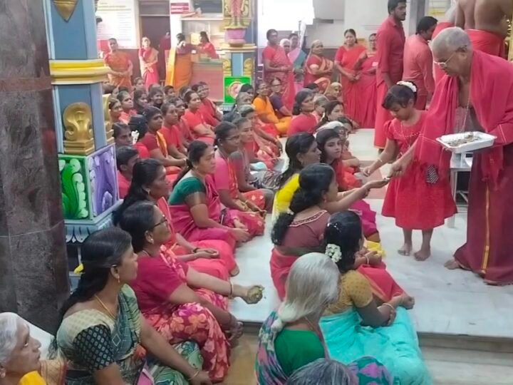 கன்னியாகுமரி மாவட்டத்தில்  நாகர்கோவில் கிருஷ்ணன்கோவில் பகுதியில் உள்ள ஆதிபராசக்தி கோவிலில் கனி காணும் நிகழ்ச்சி