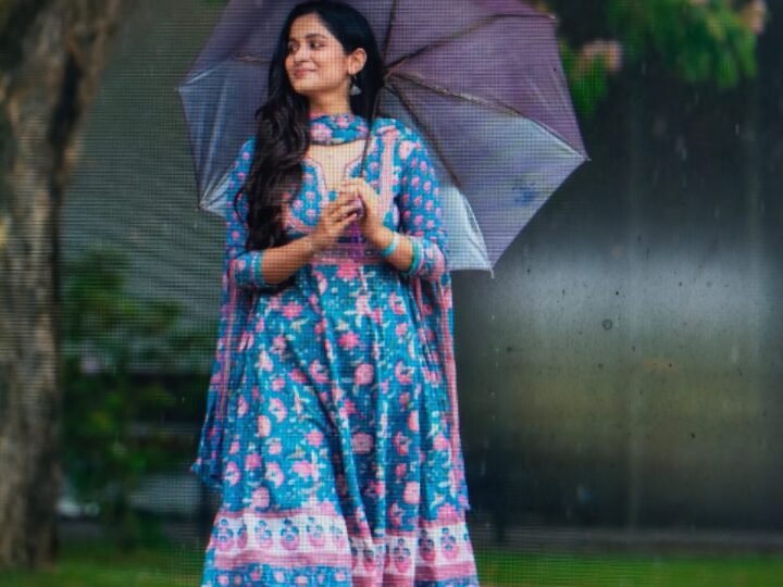 “உணர்வுப்பூர்வமான அதேசமயம் அழகான ரொமான்ஸ் படம்தான் ‘பிரேக்ஃபாஸ்ட்'”- நடிகை ரோஸ்மின்!