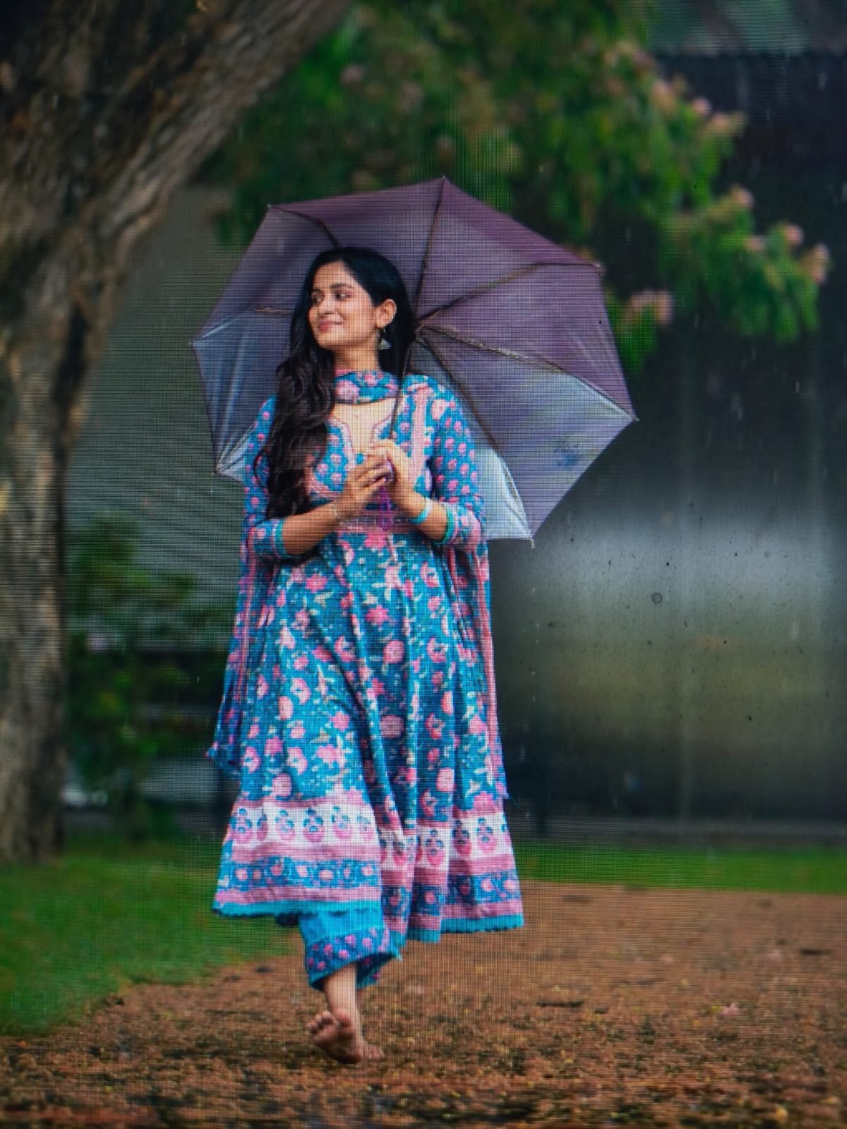 “உணர்வுப்பூர்வமான அதேசமயம் அழகான ரொமான்ஸ் படம்தான் ‘பிரேக்ஃபாஸ்ட்'”- நடிகை ரோஸ்மின்!