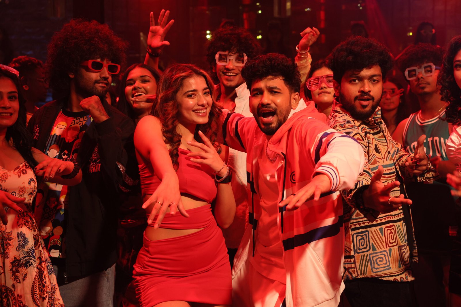 *ஹிப்ஹாப் தமிழாவின் ‘மீசைய முறுக்கு 2’ – செப்டம்பர் 25 முதல் உலகமெங்கும் திரையரங்குகளில்!*