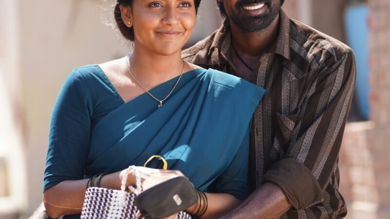 உசுரே நீதான் புள்ள..Mandaadi படத்தின் மனதை வருடும் காதல் பாடல் வெளியானது.